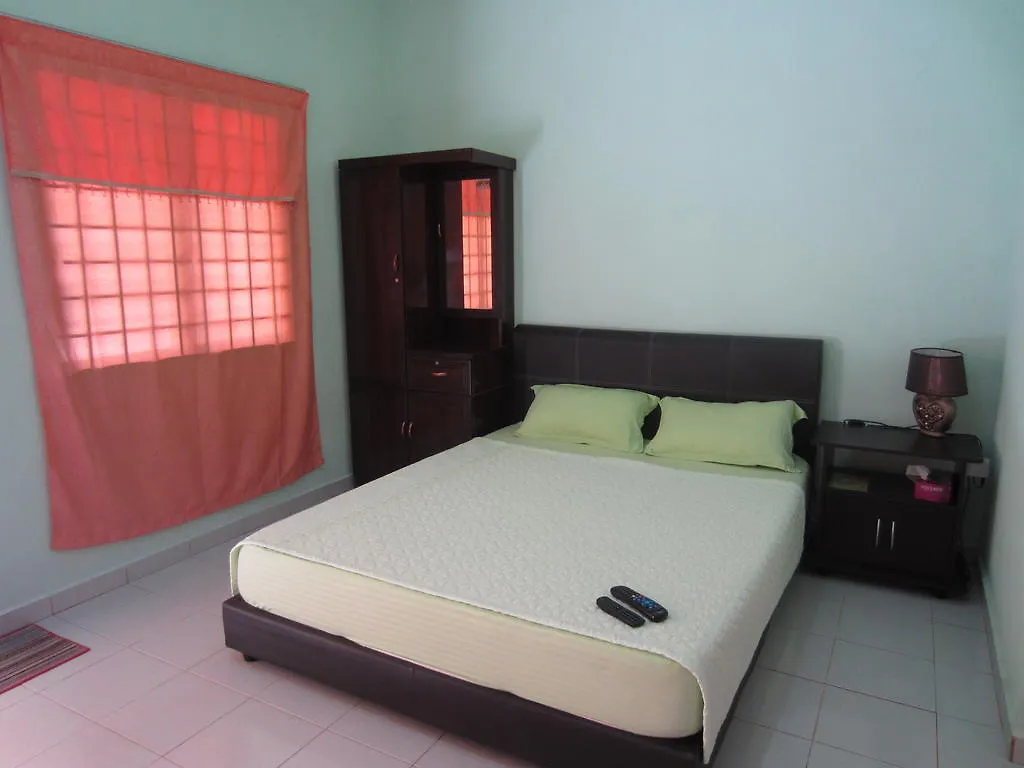 Nr Langkawi Motel Pantai Cenang